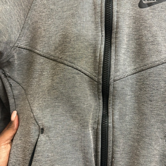 Gray Nike tech hoodie - Picture 11 of 15